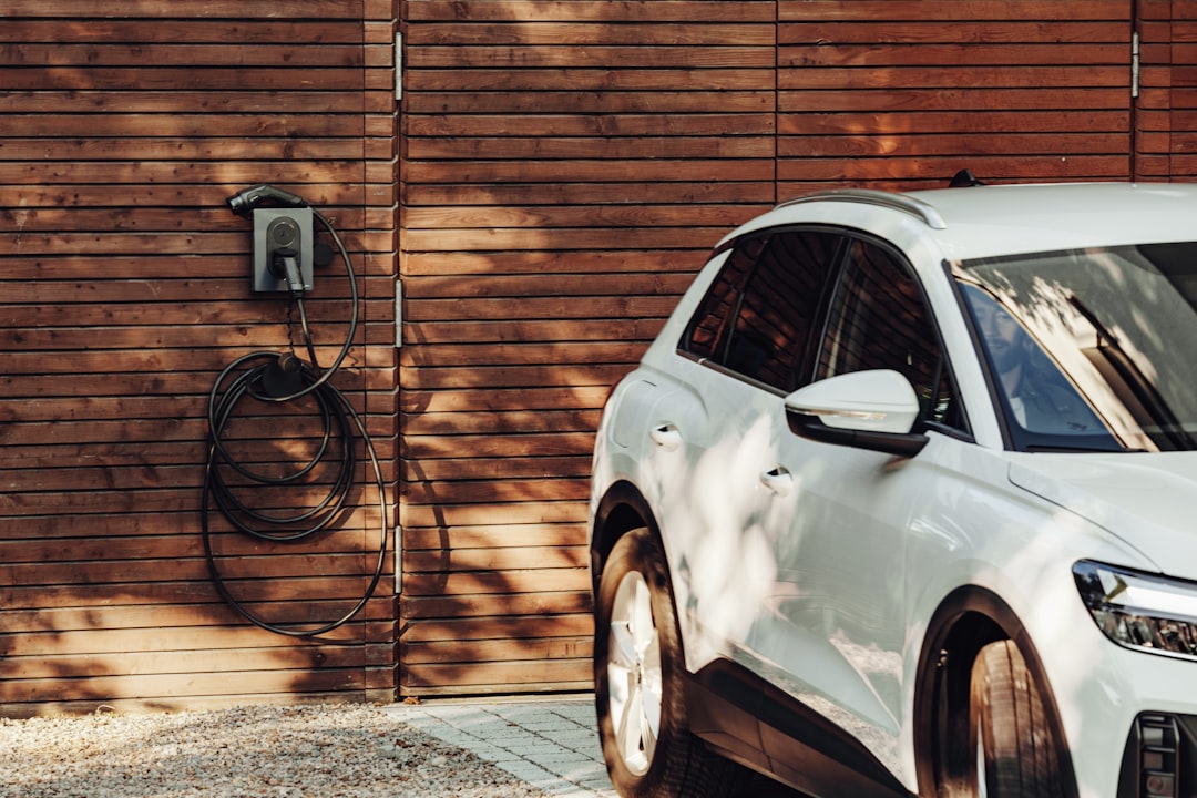 Einstieg in die E-Mobilität: Ein Lernleitfaden für das Fahren mit Strom