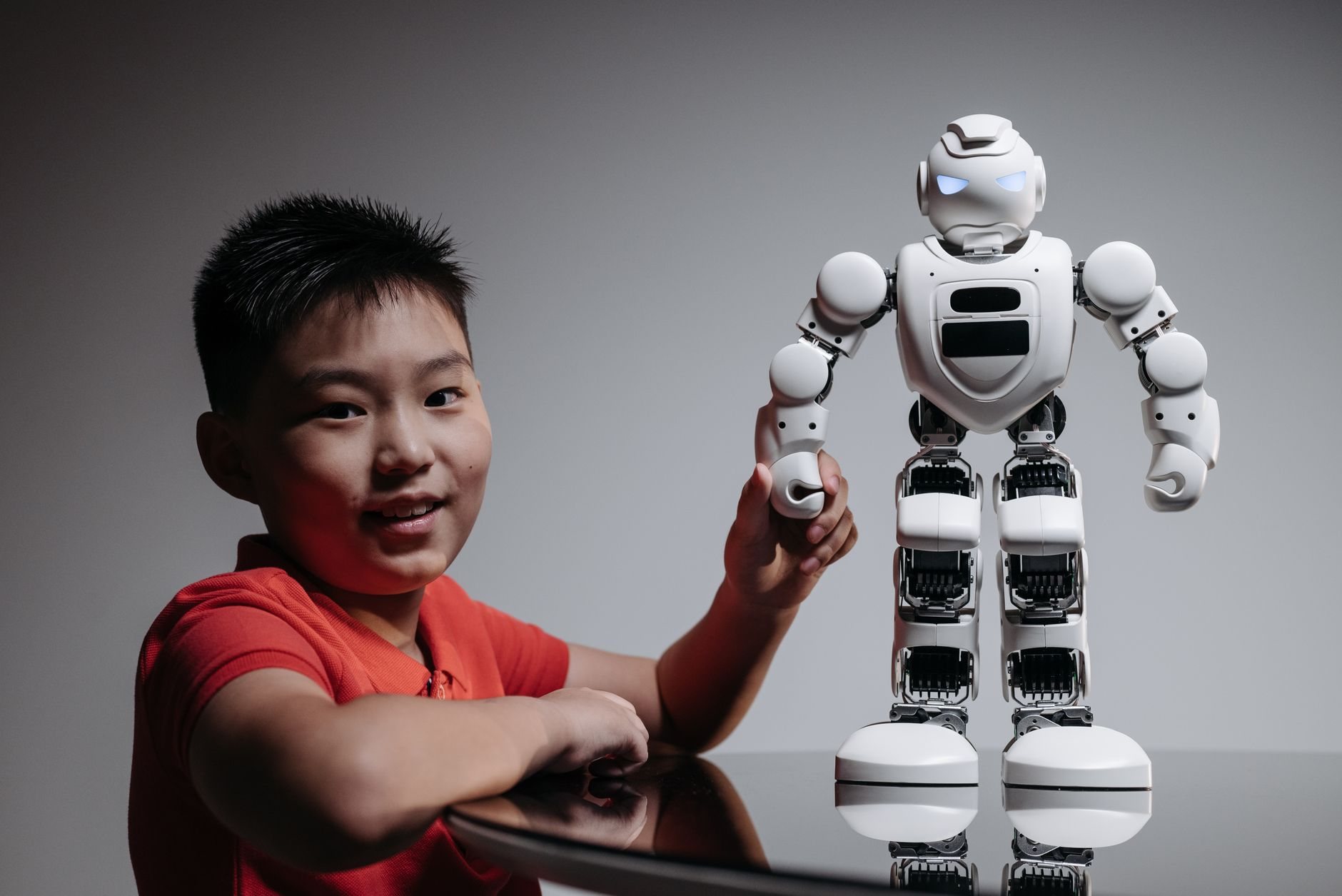 Wie Roboterhunde und humanoide Modelle in die Bildung kommen