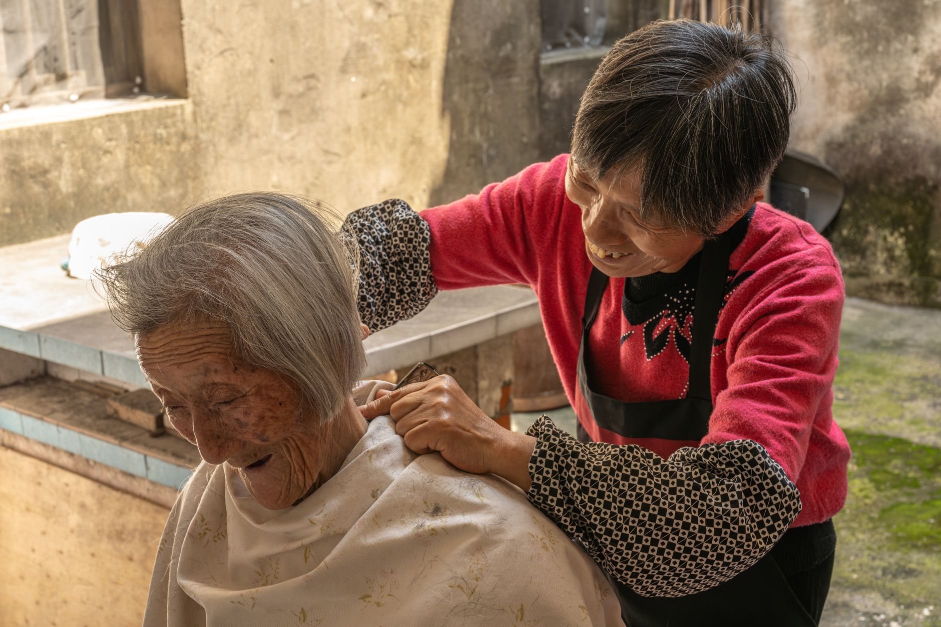 Fades in der Friseurausbildung: Wie Trendschnitte heute gelernt werden