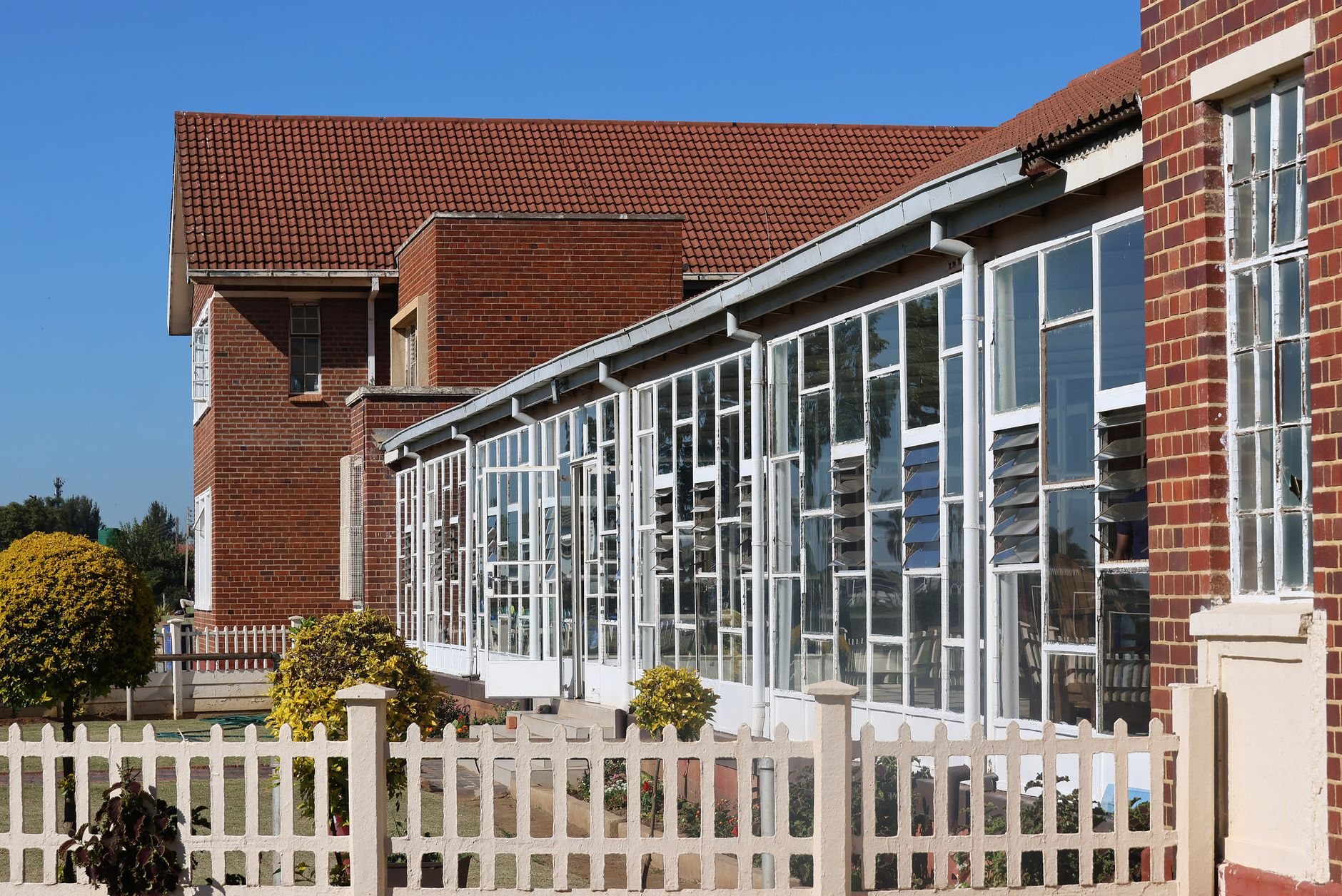 Schul-Website erstellen: Was 2026 wirklich zählt